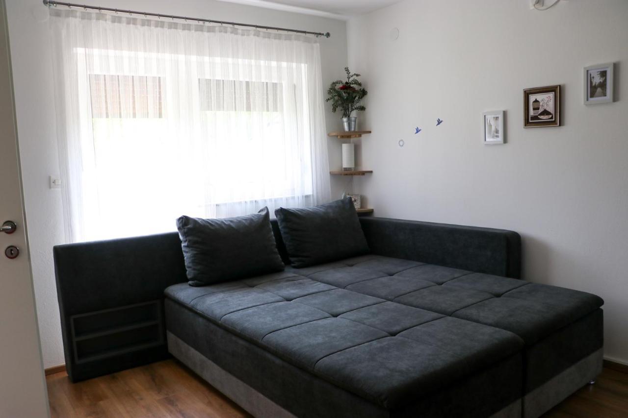 Apartment Filomena Smoljanac Esterno foto